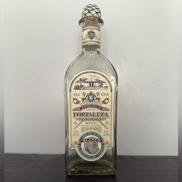Fortaleza Tequila Blanco EMPTY bottle with original cork. - Picture 1 of 4